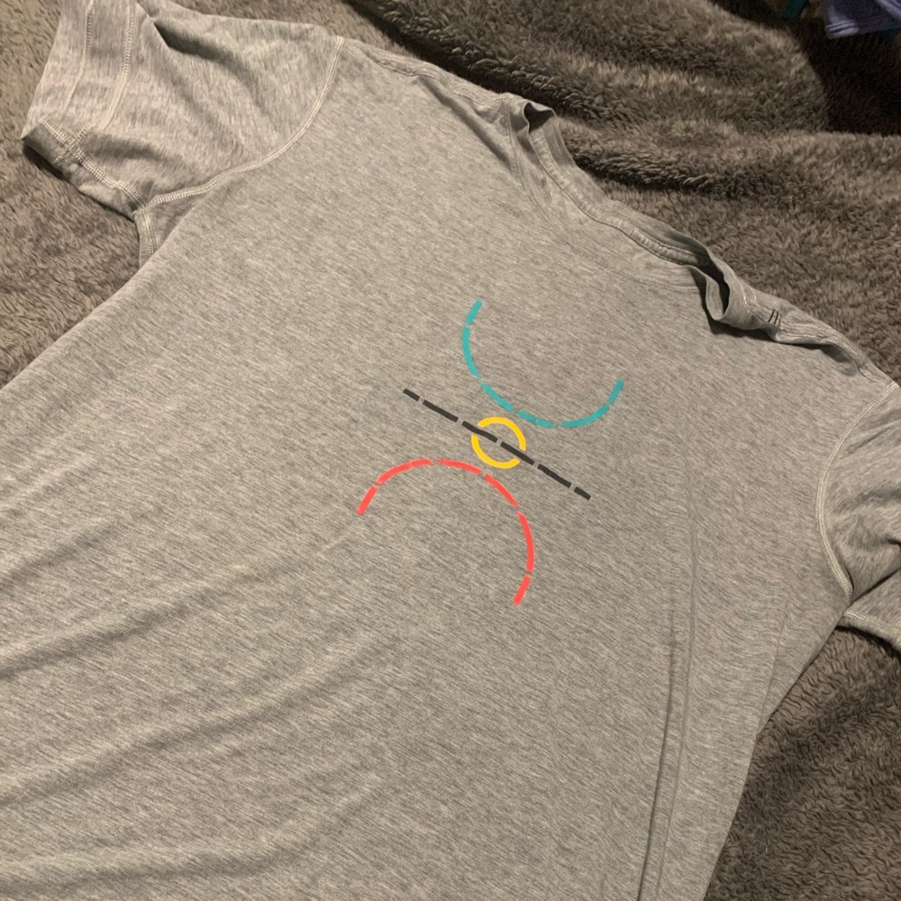 Men’s Lululemon Workout Shirt L